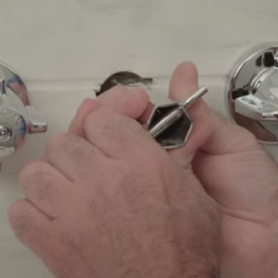 How to use the shower valve socket wrench